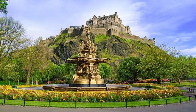 السياحة في اسكتلندا تحمل عبق التاريخ وسحر الطبيعة