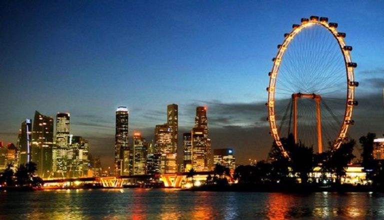 عجلة سنغافورة الدوارة Singapore Flyer السياحة في سنغافورة تتميز بالتنوع