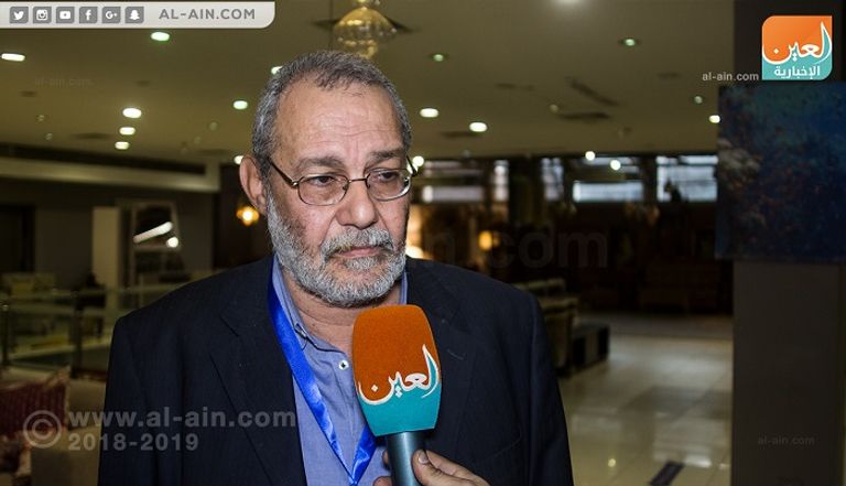 د. عمر طه - مساعد المدير التنفيذي لمركز تحديث الصناعة المصري شعار المنتدى السنوي للأعمال الذي يقام أبريل المقبل