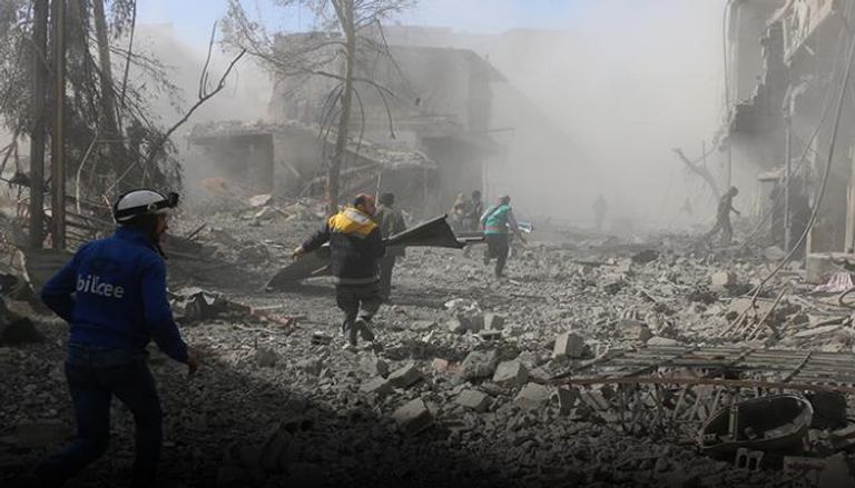 آثار الدمار الذي خلفه القصف في الغوطة الشرقية