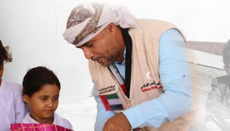 أيادي خير الهلال الأحمر الإماراتي على اليمنيين