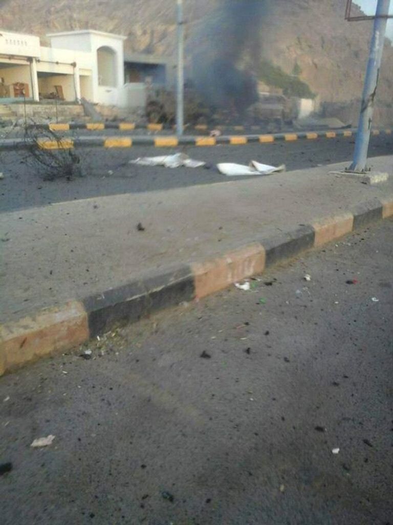 موقع التفجير الانتحاري في مديرية التواهي بعدن