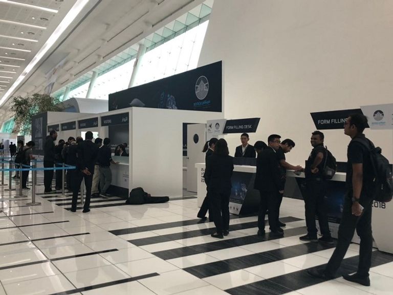 سيف بن زايد يفتتح معرضي "يومكس" و"سيمتكس" 2018