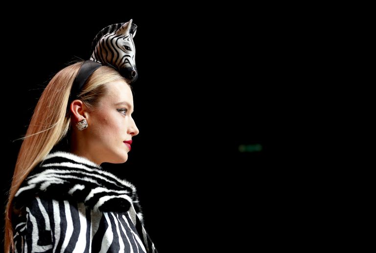 تيجان بأشكال الحيوانات لـدولتشي آند غابانا مجموعة دولتشي آند غابانا لخريف وشتاء 2018