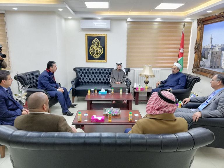 إهداء 1500 نسخة من مصاحف آل مكتوم إلى وزارة الأوقاف الأردنية