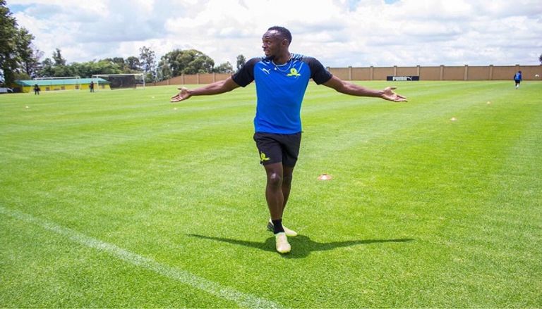 يوسين بولت ينضم لبطل أفريقيا السابق