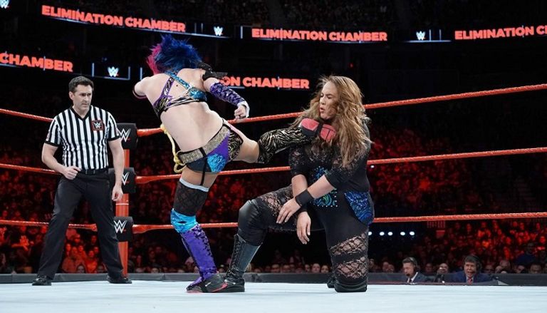 الحكم يعلن فوز أسكا