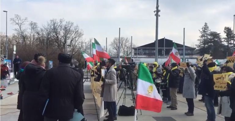 جانب من المظاهرات أمام مقر الأمم المتحدة