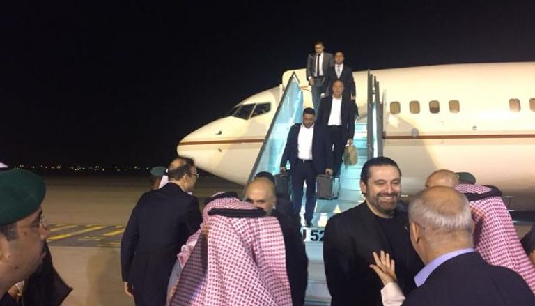 الحريري لحظة وصوله إلى الرياض