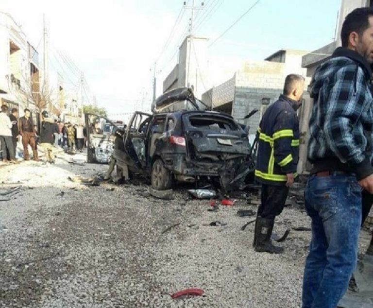 صورة من موقع التفجير صورة من موقع التفجير