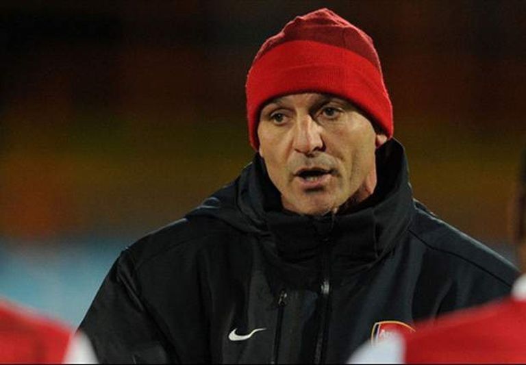 ستيوارت روبسون أرسين فينجر