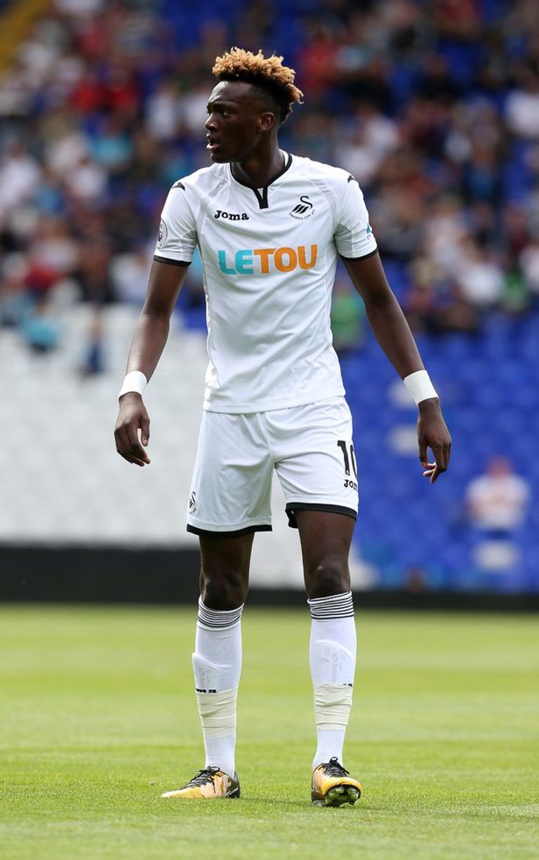 تامي أبراهام أنطونيو كونتي مدرب تشيلسي