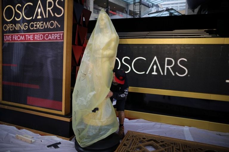 16 معلومة تأخذك إلى كواليس الأوسكار