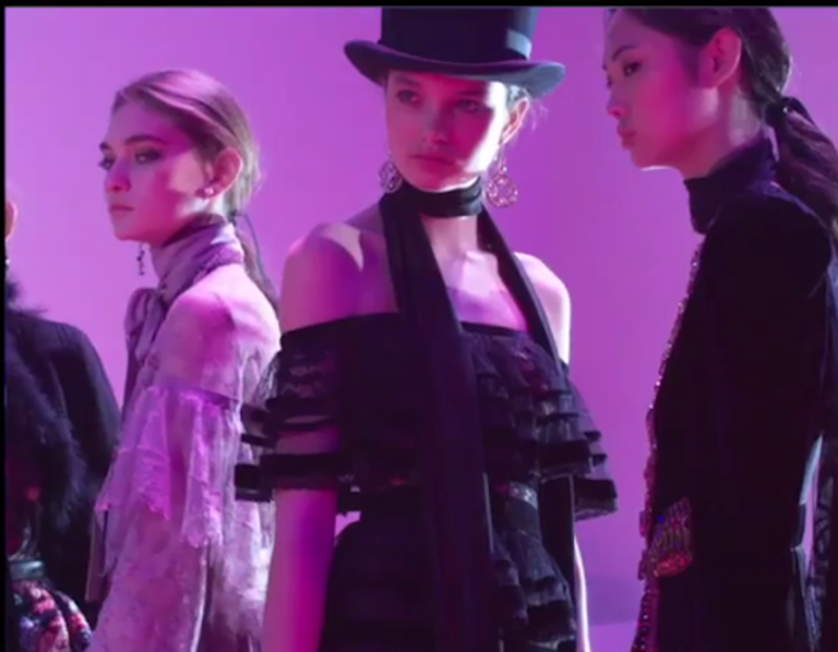 مجموعة إيلي صعب خريف/شتاء 2018 2019