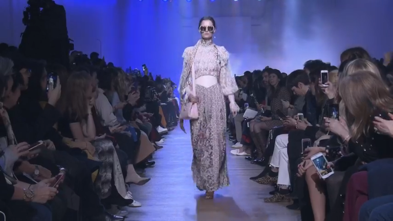 مجموعة إيلي صعب خريف/شتاء 2018 2019