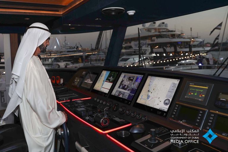 الشيخ محمد بن راشد في معرض دبي الدولي للقوارب