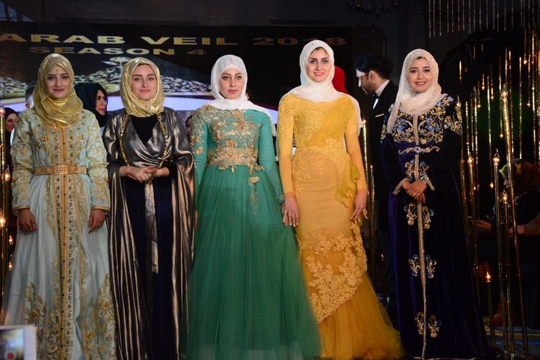 ملكتا جمال المحجبات السابقة والحالية 