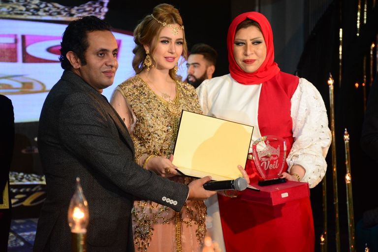 ملكتا جمال المحجبات السابقة والحالية 