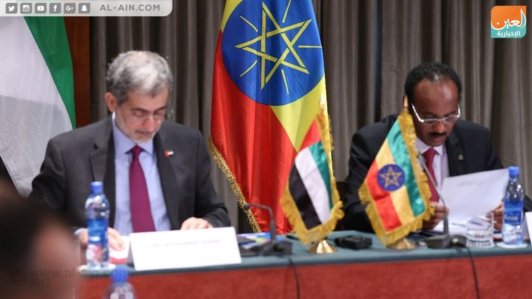  محمد شرف الهاشمي خلال الجلسة الافتتاحية للجنة الفنية المشتركة