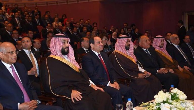 الأمير محمد بن سلمان والرئيس عبد الفتاح السيسي في عرض بدار الأوبرا الرئيس عبد الفتاح السيسي والأمير محمد بن سلمان