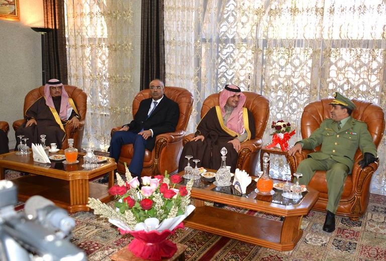 مراسم استقبال صاحب السمو الملكي وزير الداخلية السعودي في الجزائر 