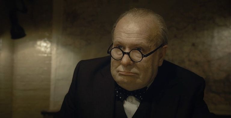 في دور "تشرشل"