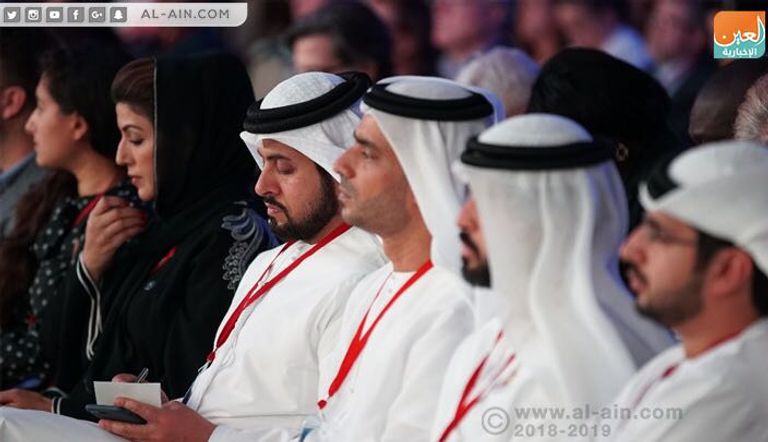 من وفد أبوظبي بالقمة العالمية للمحيطات