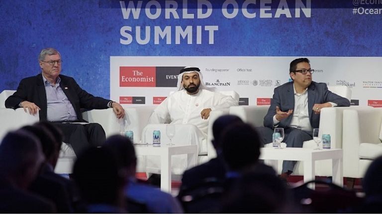 وفد أبوظبي بالقمة العالمية للمحيطات