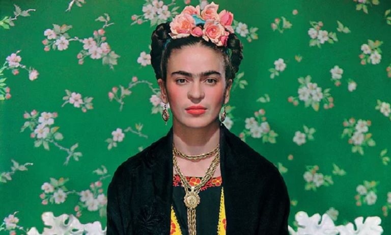 فريدا كاهلو الفنانة المكسيكية فريدا كالو