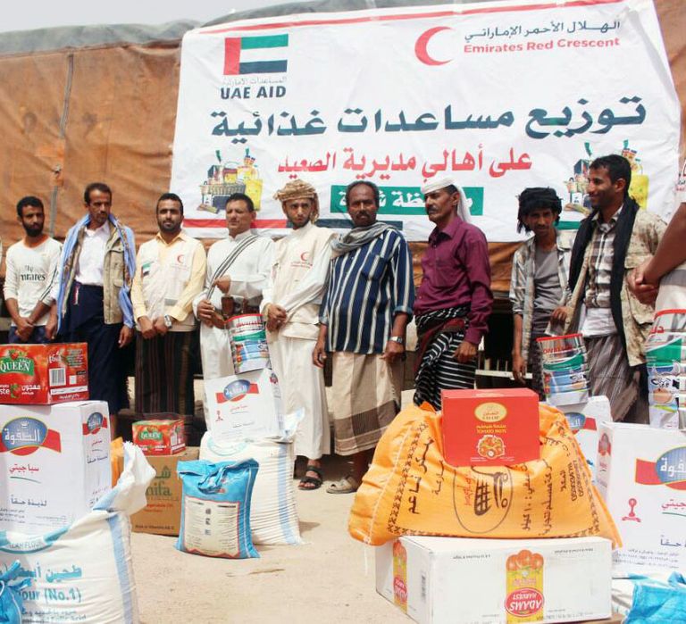 الهلال الأحمر الإماراتي يكثف جهوده الإغاثية في مديرية الصعيد بشبوة