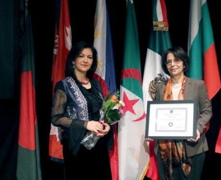 تكريم عالمة الاجتماع الجزائرية مغنية لزرق عالمة الاجتماع الجزائرية مغنية لزرق