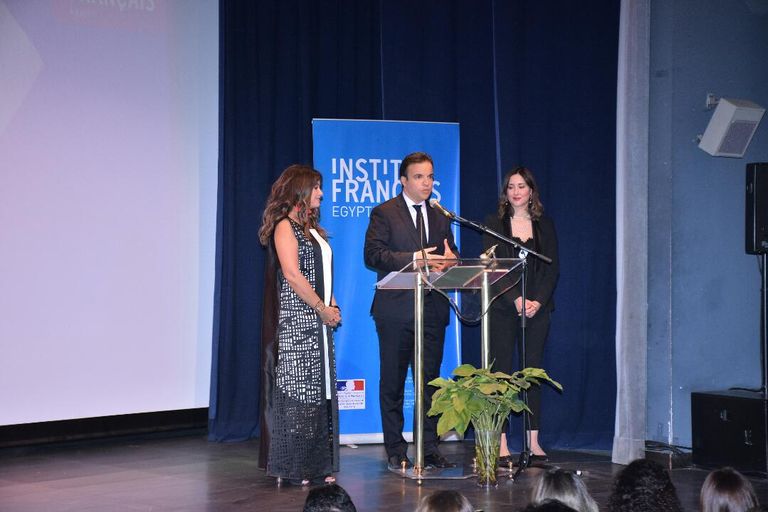 الفنانة هندي صبري