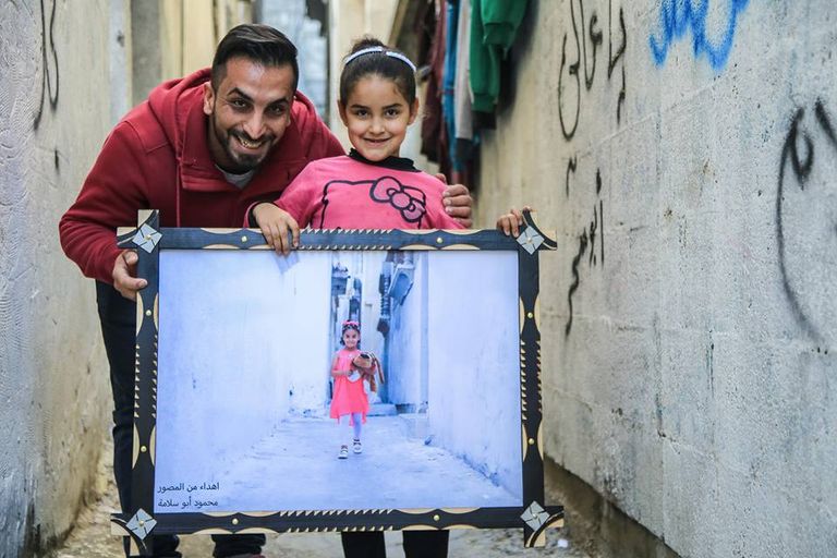 برواز المخيم.. مبادرة ترسم الفرحة على وجوه لاجئي مخيم جباليا