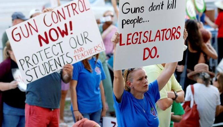 مظاهرات في فلوريدا للسيطرة على السلاح - أرشيفية