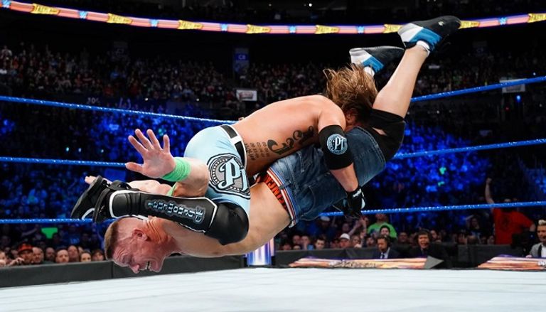 إيه جيه ستايلز بعد احتفاظه بالبطولة