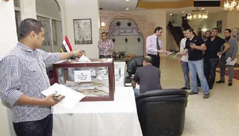 جانب من تصويت المصريين في الخارج 2014- أرشيف