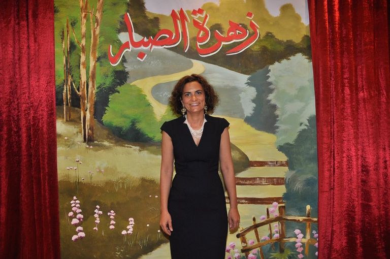 المخرجة هالة القوصي نجوم "زهرة الصبار" في العرض الخاص