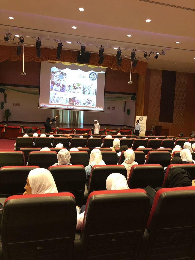 شعار جهاز أبوظبي للرقابة الغذائية