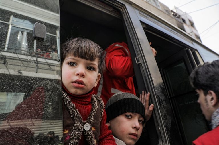 أطفال سوريا أطفال سوريا ما زالوا يعانون ويلات الحرب