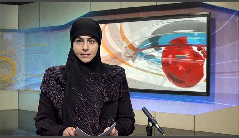 مذيعة في فضائية تابعة لمليشيا حزب الله