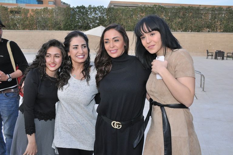 فريق عمل مسلسل "للحب قصة أخيرة"