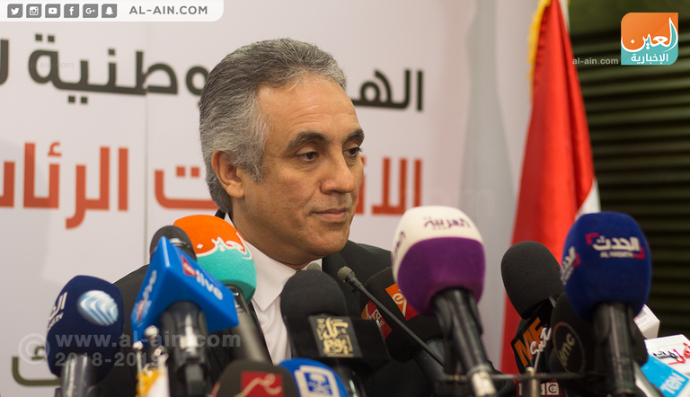 المستشار محمود الشريف المستشار محمود الشريف خلال المؤتمر الصحفي