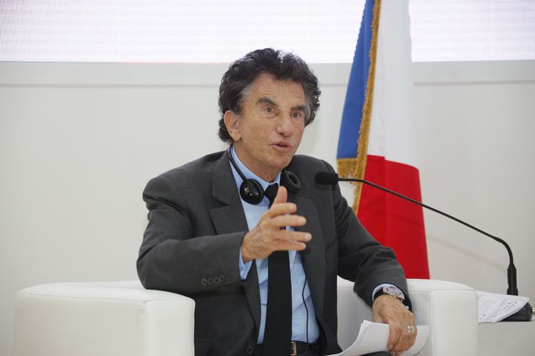 جاك لانغ، رئيس معهد العالم العربي بباريس