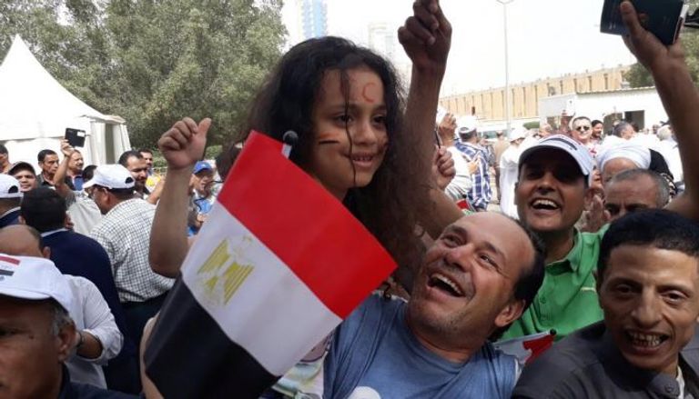 أجواء احتفالية يعيشها المصريون في الخارج لمشاركتهم بانتخابات الرئاسة