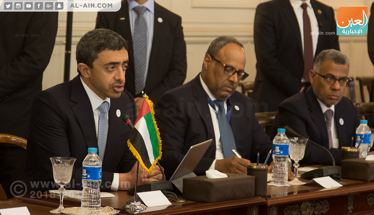 الشيخ عبدالله بن زايد آل نهيان خلال المؤتمر الصحفي المشترك مع نظيره المصري