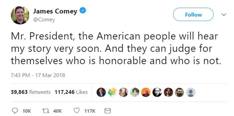 الرئيس الأمريكي دونالد ترامب في المكتب البيضاوي