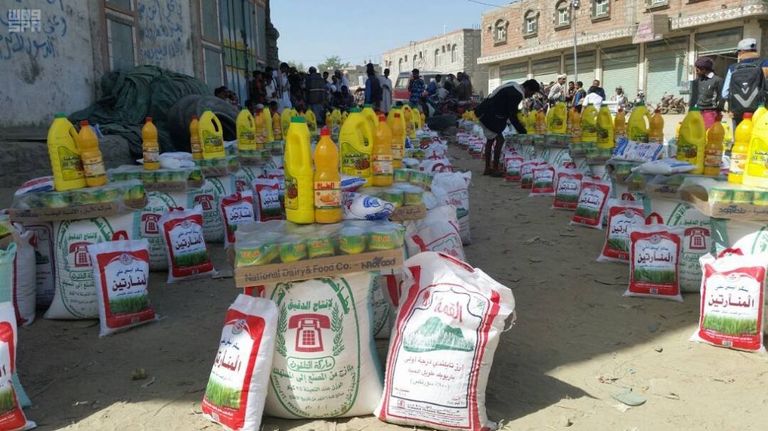 توزيع المواد الغذائية في اليمن