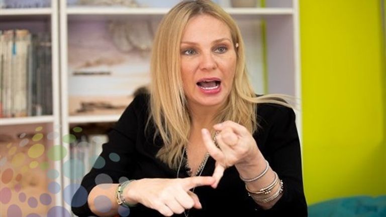 شيرين رضا ونشاط فني كبير 