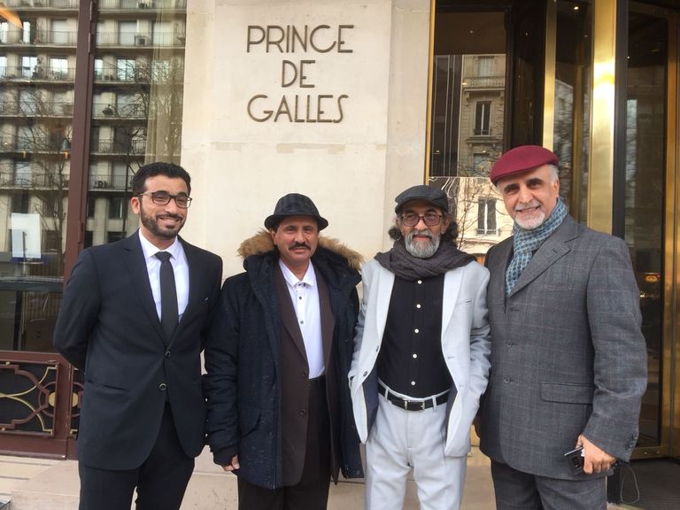 حبيب غلوم في معرض باريس للكتاب