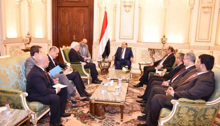 الرئيس اليمني يستقبل المبعوث الأممي 
